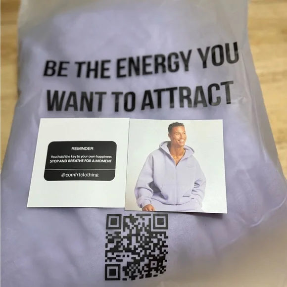 Comfrt NWT Purple Hoodie M - Picture 6 of 8